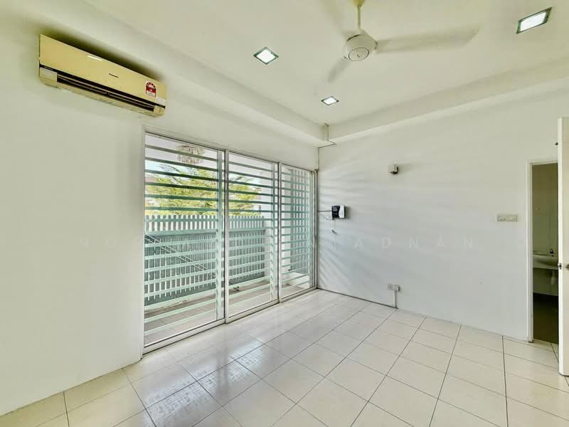 Rumah Teres 2 Tingkat untuk Dijual di Bandar Teknologi Kajang (Kajang) - Nor Azdlin Adnan - PropertyGuru.com.my