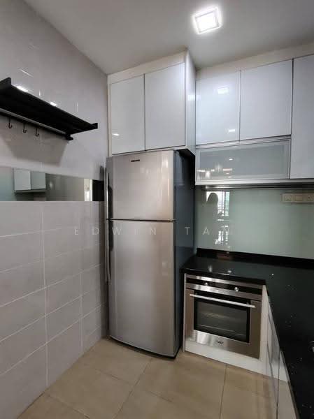 Kondominium untuk Disewa di Park 51 Residency - Edwin Tan - Kitchen - PropertyGuru.com.my