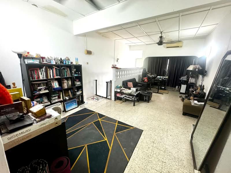 Rumah Bandar untuk Dijual di Pandan Indah (Ampang) - Azli Ibrahim - Living Room - PropertyGuru.com.my