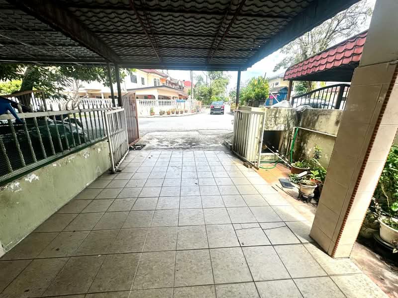 Rumah Bandar untuk Dijual di Pandan Indah (Ampang) - Azli Ibrahim - Exterior - PropertyGuru.com.my