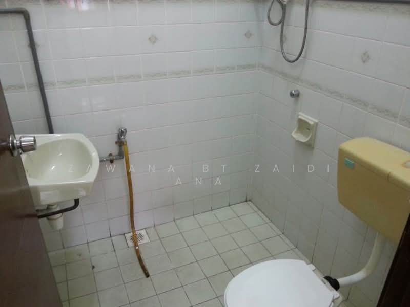 1-storey Terraced House for Sale in Keramat (Kuala Lumpur) - Zawana BT Zaidi Ana - Bathroom - PropertyGuru.com.my