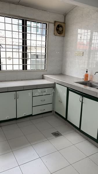 Rumah Teres 2 Tingkat untuk Disewa di Usj 20 (Subang Jaya) - Intan Sophia - PropertyGuru.com.my