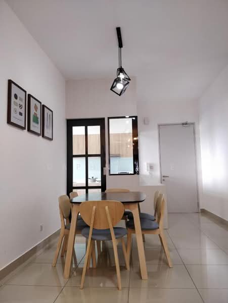 Service Residence for Rent at Meridin Bayvue @ Sierra Perdana - Daphne Lee - Dining Room - PropertyGuru.com.my