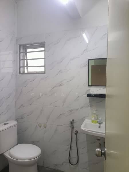 Rumah Teres 2 Tingkat untuk Disewa di Usj 5 (Subang Jaya) - Celia Tan - Bathroom - PropertyGuru.com.my
