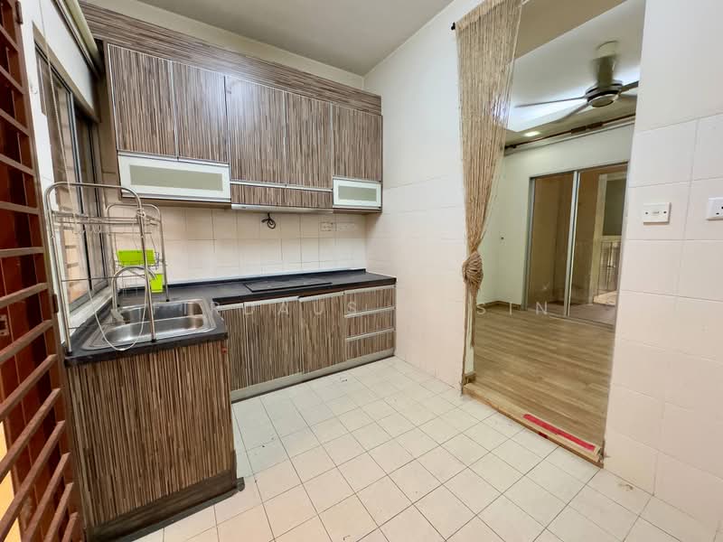 Rumah Teres 2 Tingkat untuk Dijual di Subang Jaya (Selangor) - Firdaus Husin - Kitchen - PropertyGuru.com.my