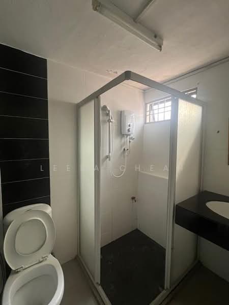 Rumah Teres 2 Tingkat untuk Dijual di Butterworth (Penang) - Leesa Cheah - Bathroom - PropertyGuru.com.my