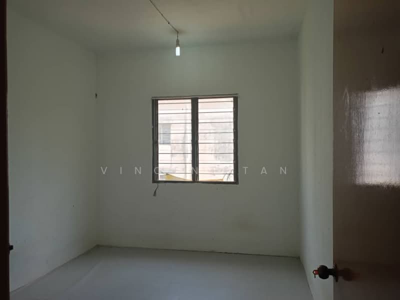 Rumah Flat untuk Disewa di Azalea Court - Vincent Tan - Interior - PropertyGuru.com.my