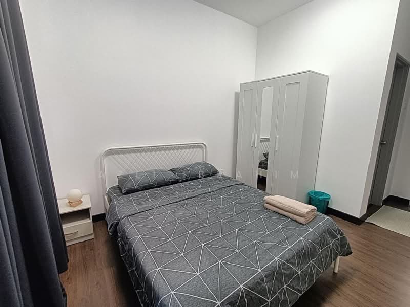 Service Residence for Sale at Vista Bangi - Azli Ibrahim - Bedroom - PropertyGuru.com.my