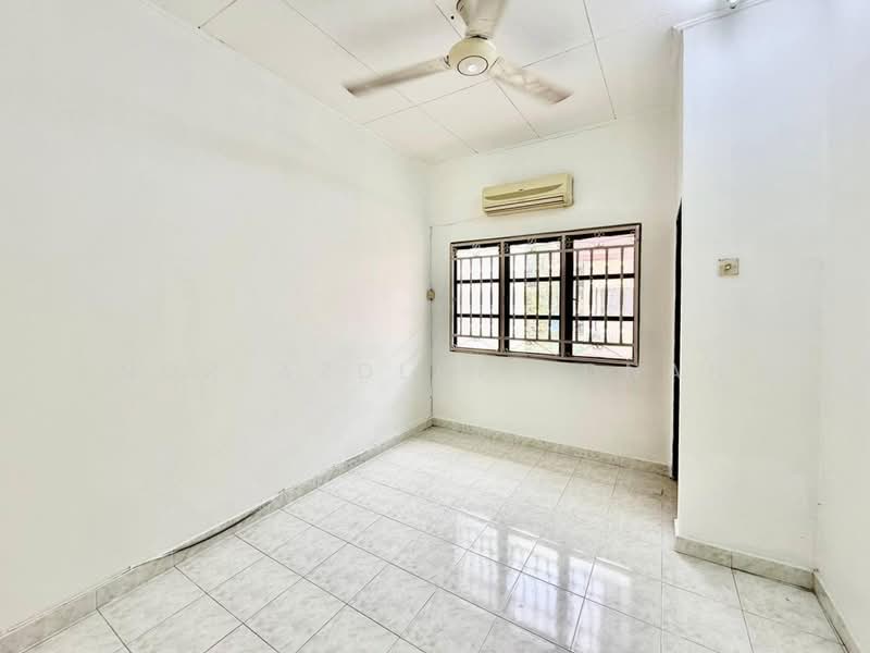 2-storey Terraced House for Sale in Pjs 5 (Petaling Jaya) - Nor Azdlin Adnan - PropertyGuru.com.my