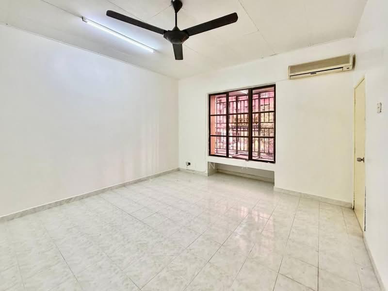 2-storey Terraced House for Sale in Pjs 5 (Petaling Jaya) - Nor Azdlin Adnan - PropertyGuru.com.my