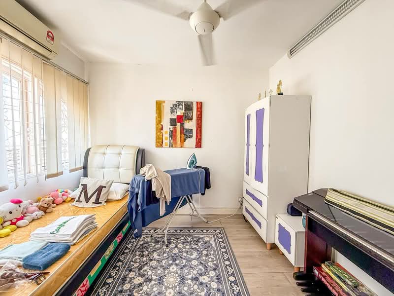 2-storey Terraced House for Sale in Taman Pinggiran Ukay (Ulu Kelang) - Azli Ibrahim - Bedroom - PropertyGuru.com.my