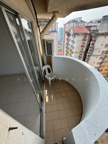 Pangsapuri untuk Dijual di Melur Apartment - Azli Ibrahim - Balcony - PropertyGuru.com.my