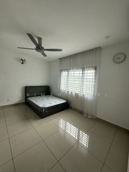 Condominium for Rent at Residensi Zamrud - Zaimah Zamri - Bedroom - PropertyGuru.com.my
