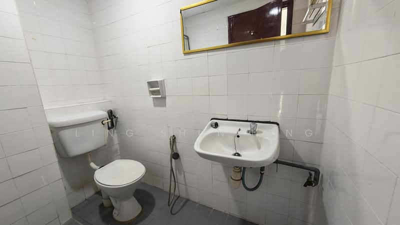 Condominium for Sale at Casa Magna - Ling Shun Feng - Bathroom - PropertyGuru.com.my