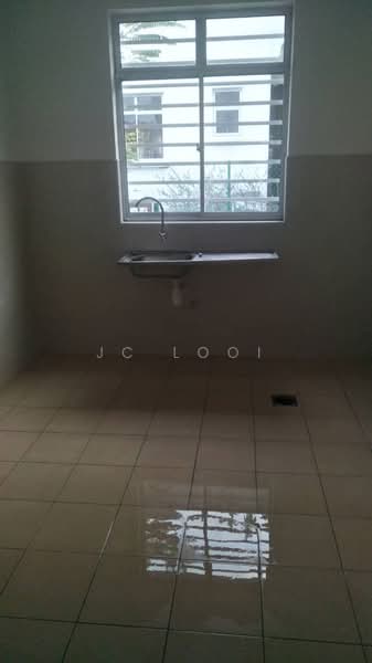 Rumah Teres 2 Tingkat untuk Dijual di Kota Emerald (Rawang) - JC Looi - Kitchen - PropertyGuru.com.my
