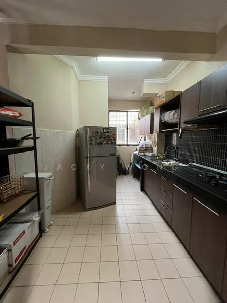 Condominium for Rent at Oakleaf Park - Jacky Wong - Kitchen - PropertyGuru.com.my