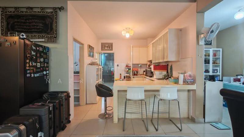 Rumah Teres 2-Tingkat untuk Dijual di D'alpinia (Puchong) - Nazrin Hakimin - Kitchen - PropertyGuru.com.my