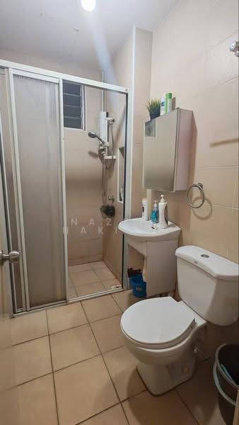 Rumah Teres 2-Tingkat untuk Dijual di D'alpinia (Puchong) - Nazrin Hakimin - Bathroom - PropertyGuru.com.my