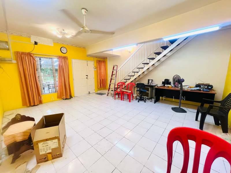 2-storey Terraced House for Sale in Bandar Mahkota Cheras (Cheras) - Masnizah Arifin - Living Room - PropertyGuru.com.my