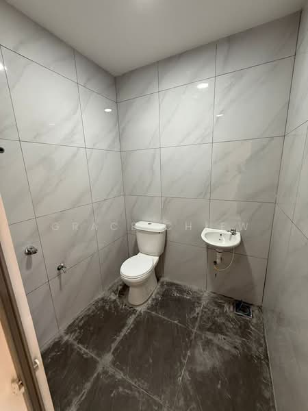 2-storey Terraced House for Sale in Taman Johor Jaya (Johor Bahru) - Grace Chiew - Bathroom - PropertyGuru.com.my
