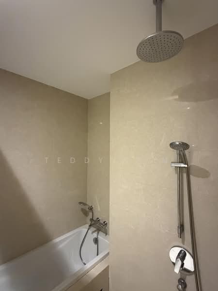 Servis Apartment untuk Dijual di Pavilion Ceylon Hill - Teddy Chin - Bathroom - PropertyGuru.com.my