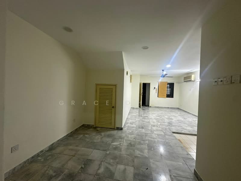 Rumah Bandar untuk Disewa di Taman Iskandar (Johor Bahru) - Grace Chiew - Living Room - PropertyGuru.com.my