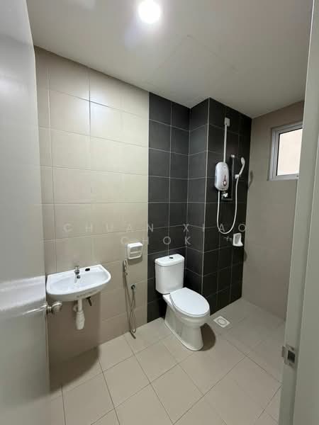 Servis Apartment untuk Disewa di SkyLake Residence - Chuan Xiao Chok - Bathroom - PropertyGuru.com.my