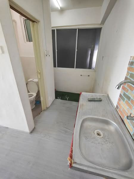 Apartment for Rent at Shineville Garden - Danny Lim - Bathroom - PropertyGuru.com.my