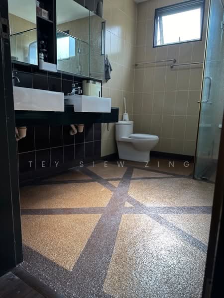 Rumah Teres 3 Tingkat untuk Dijual di Taman Saujana Suria (Kajang) - Tey Siew Zing - PropertyGuru.com.my