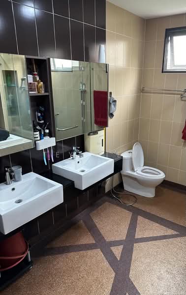 Rumah Teres 3 Tingkat untuk Dijual di Taman Saujana Suria (Kajang) - Tey Siew Zing - PropertyGuru.com.my