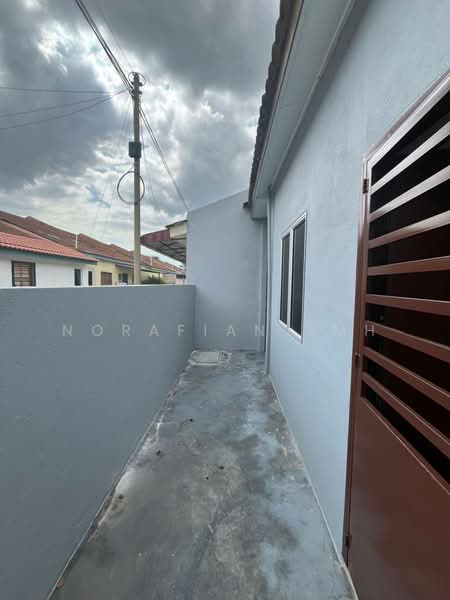 Rumah Teres 1 Tingkat untuk Dijual di Taman Nusari Bayu (Bandar Sri Sendayan) - Norafian SMH - PropertyGuru.com.my