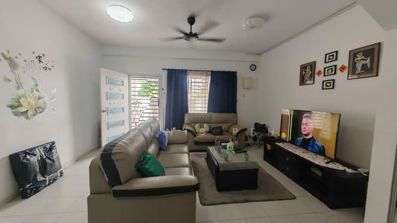 Rumah Teres 1 Tingkat untuk Dijual di Taman Scientex Pasir Gudang (Pasir Gudang) - Dennis Peh - Living Room - PropertyGuru.com.my