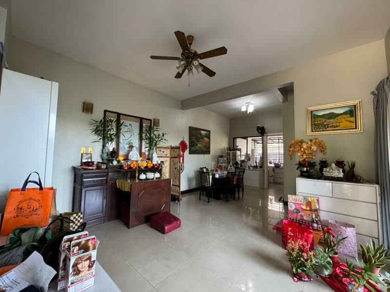Semi-Detached House for Sale in Taman Aman Sari (Bandar Kinrara) - Ivan Tan - PropertyGuru.com.my