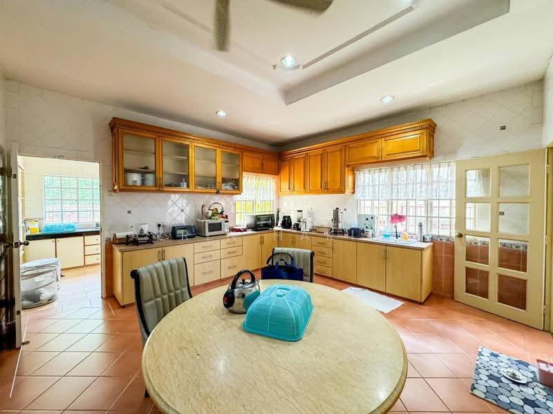 Bungalow House for Sale in Bandar Country Homes (Rawang) - Nazrin Hakimin - PropertyGuru.com.my