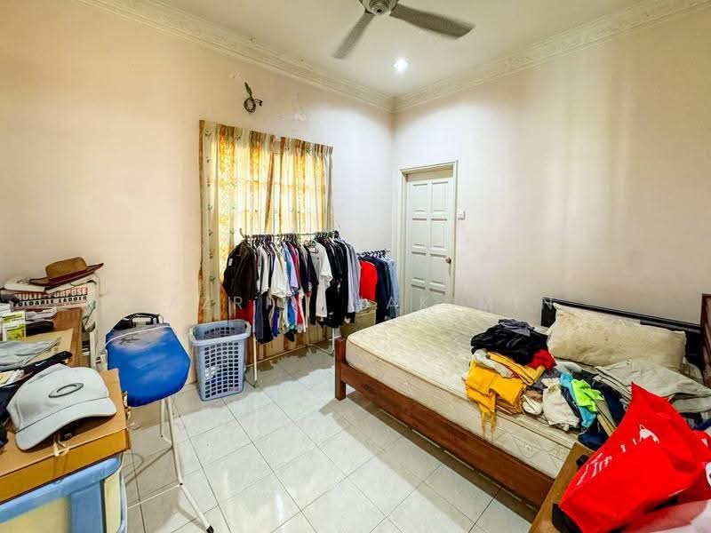 Bungalow House for Sale in Bandar Country Homes (Rawang) - Nazrin Hakimin - PropertyGuru.com.my