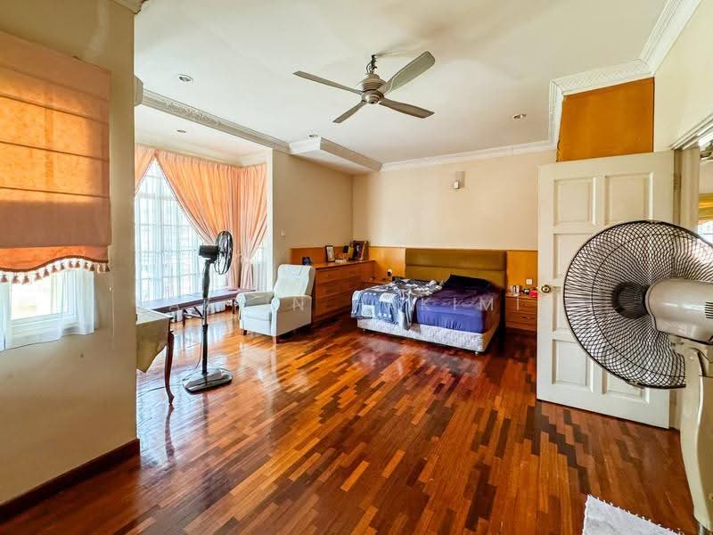 Bungalow House for Sale in Bandar Country Homes (Rawang) - Nazrin Hakimin - PropertyGuru.com.my