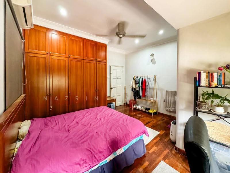Bungalow House for Sale in Bandar Country Homes (Rawang) - Nazrin Hakimin - PropertyGuru.com.my