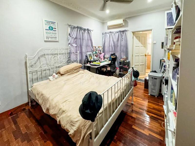 Bungalow House for Sale in Bandar Country Homes (Rawang) - Nazrin Hakimin - PropertyGuru.com.my