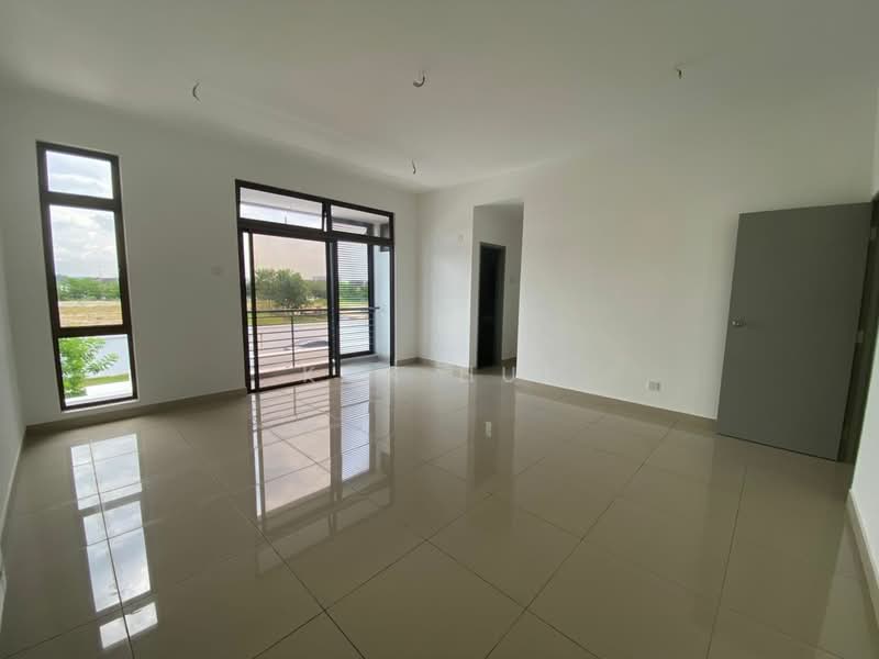 Rumah Teres 2 Tingkat untuk Dijual di Taman Mutiara Rini (Skudai) - Kok Hui - Living Room - PropertyGuru.com.my