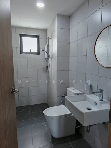Kondominium untuk Dijual di 1 Persiaran Gurney - Matthew Png - Bathroom - PropertyGuru.com.my