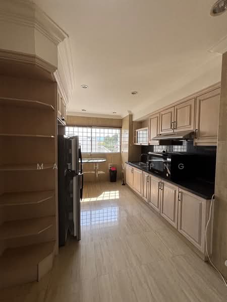 Kondominium untuk Dijual di 1 Persiaran Gurney - Matthew Png - Kitchen - PropertyGuru.com.my
