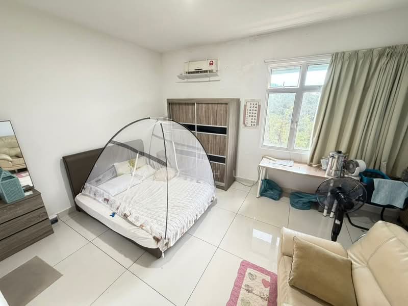 Semi-Detached House for Sale in Taman Puteri Wangsa (Ulu Tiram) - Kok Hui - Bedroom - PropertyGuru.com.my