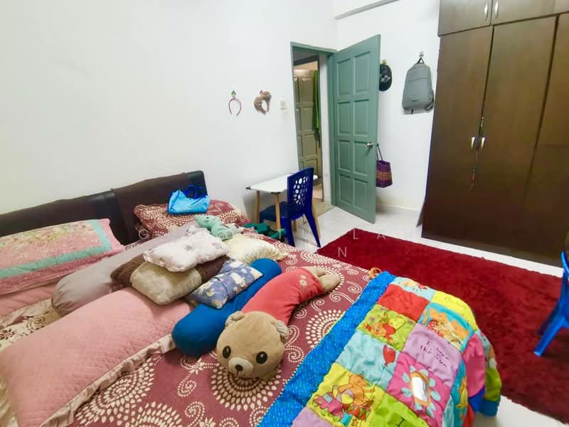 Pangsapuri untuk Dijual di Vista Lavender - Gudrotullah Ikhwan - Bedroom - PropertyGuru.com.my