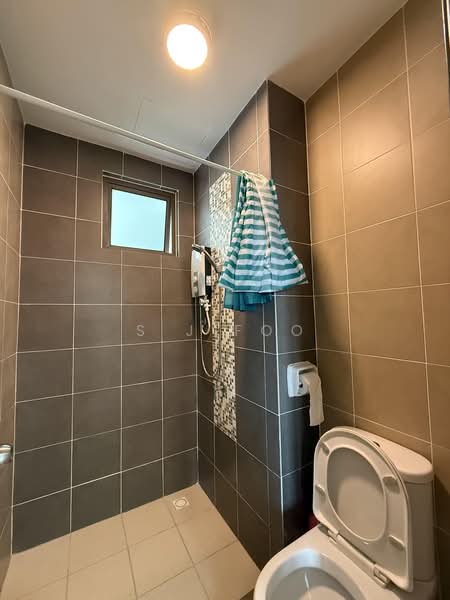 Kondominium untuk Dijual di Tree Sparina - S J Foo - Bathroom - PropertyGuru.com.my