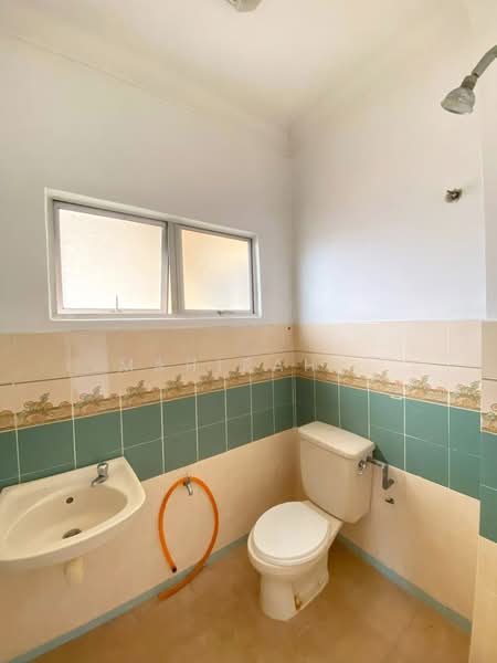 Rumah Teres 2 Tingkat untuk Dijual di Bandar Baru Bangi (Selangor) - Mahirah . - Bathroom - PropertyGuru.com.my
