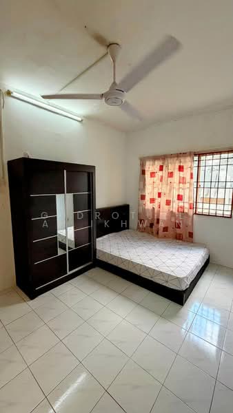 Pangsapuri untuk Disewa di Vista Impiana - Gudrotullah Ikhwan - Bedroom - PropertyGuru.com.my