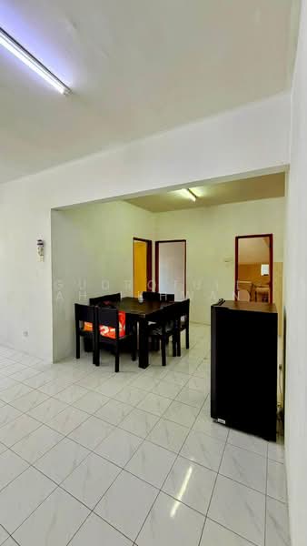 Pangsapuri untuk Disewa di Vista Impiana - Gudrotullah Ikhwan - Dining Room - PropertyGuru.com.my