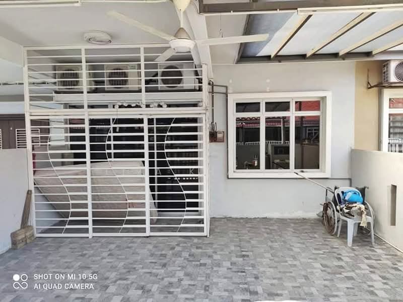 1-storey Terraced House for Sale in Taman Dato' Hormat (Telok Panglima Garang) - Liza Khalid - PropertyGuru.com.my