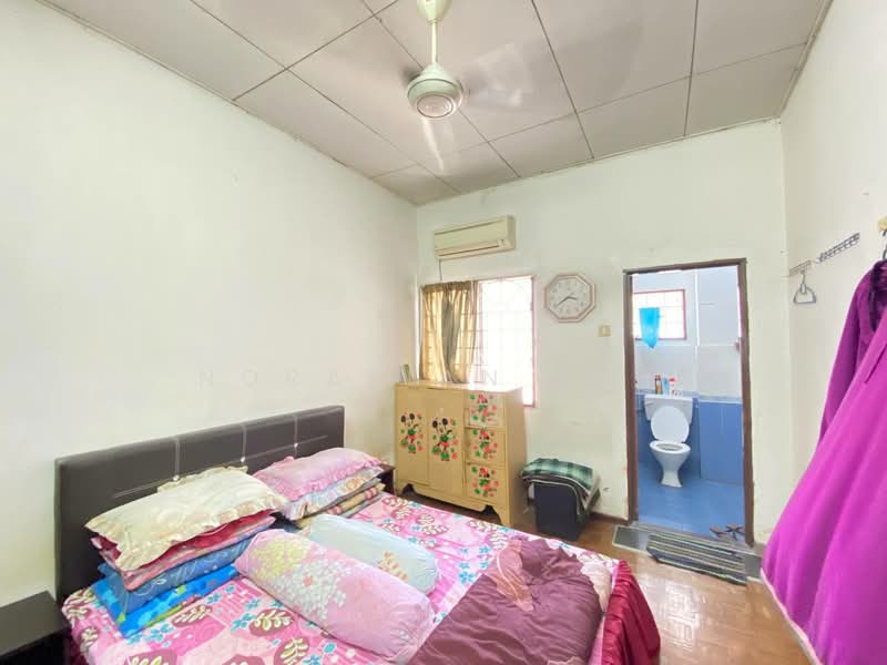 Rumah Teres 2 Tingkat untuk Dijual di Taman Pinggiran Senawang (Sungai Gadut) - Norafian SMH - PropertyGuru.com.my