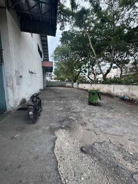 Kilang untuk Disewa di Taman Perindustrian Bukit Maluri (Batu) - Steve Yong - Exterior - PropertyGuru.com.my